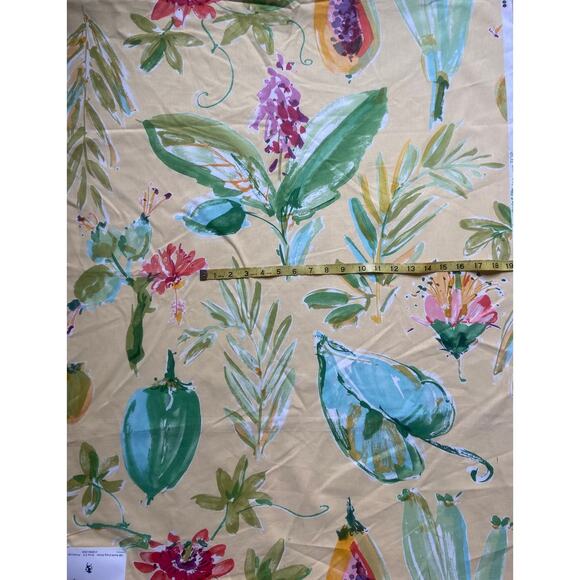 Brunschwig & Fils "Tahiti" fabric flowers and fruits vintage swatch 28 х 36 - Picture 2 of 6